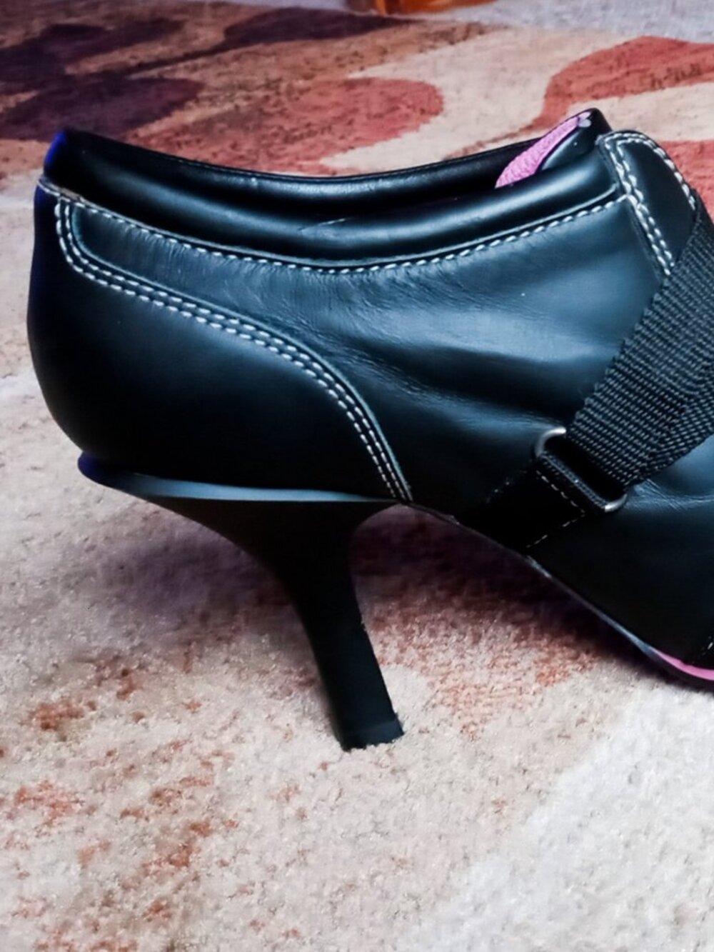 Edgy RARE Vintage Skechers Somethin’ else Black/Pink Leather Sneaker Heels - Picture 7 of 16